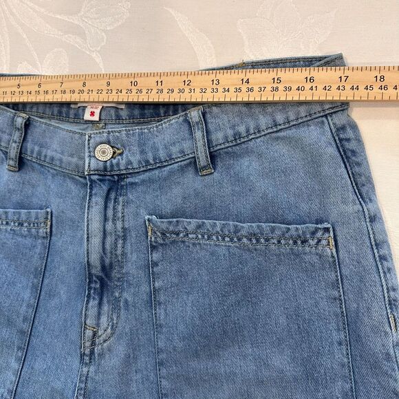 Lucky Brand Women's Size 14/32 High Rise Wide Leg Cropped Blue Denim‎ Jeans - Picture 6 of 16